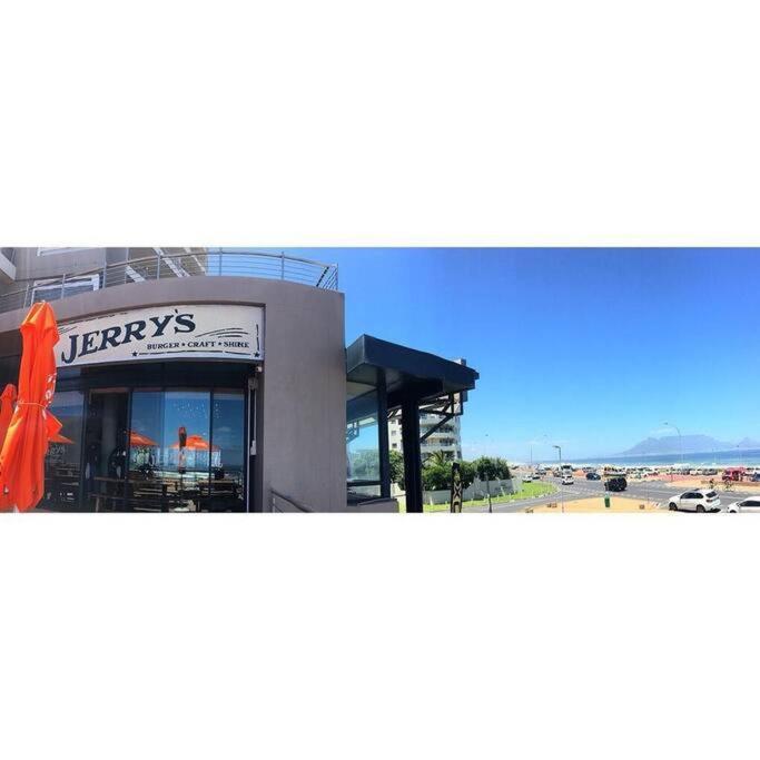 Apartamento Tableview/blouberg Front Stunning Apartment.